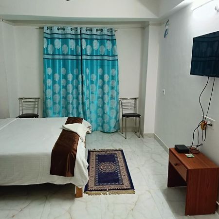 Hotel Atithi Grand グワーハーティー エクステリア 写真