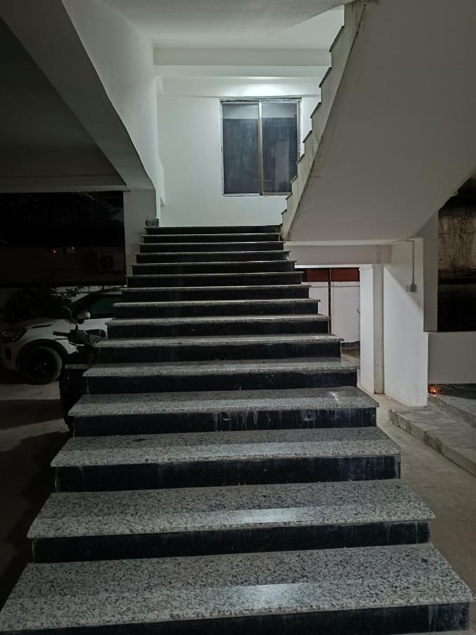 Hotel Atithi Grand グワーハーティー エクステリア 写真