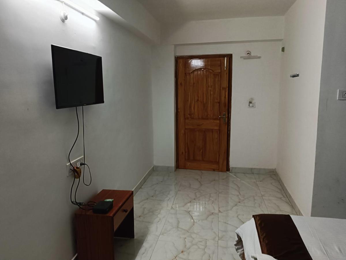 Hotel Atithi Grand グワーハーティー エクステリア 写真